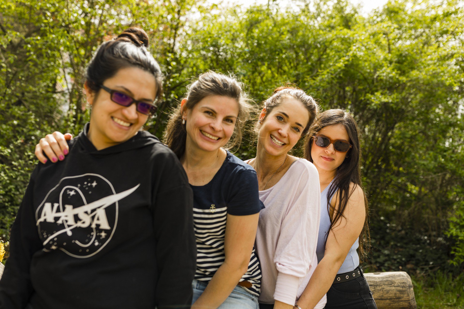 Das Team vom HOLA Oster Spielcamp. Von links nach rechts: Camila Manosalva, Kelly Parra Camacho, Eva Winkelmann und Laura Valero